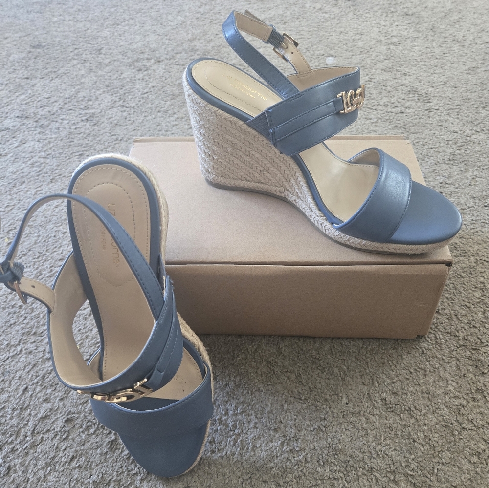 Liz Claiborne Blue Wedge Sandals with Ankle Strap
